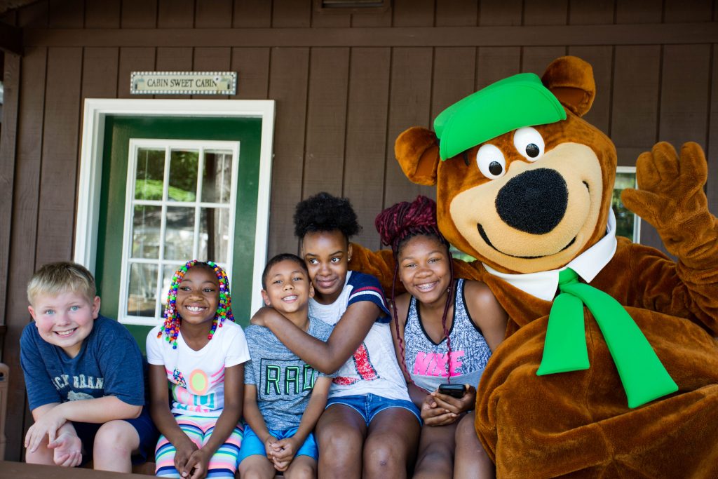ヨーレイカ Eureka! CAMP-TRAILS Cabin Creek Cabins | Family Resort in Pacific, Missouri
